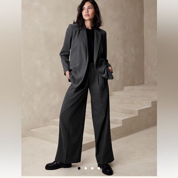 Banana Republic WIDE-LEG FLANNEL TROUSER - Picture 1 of 6